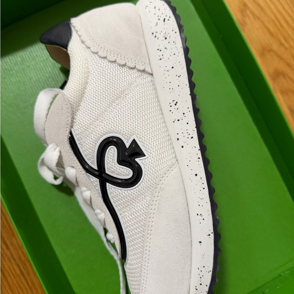 Kate Spade Brigitte Runner Black and White Sneakers - New in Box - Picture 3 of 9